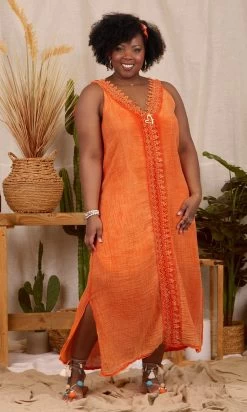 Robe Shannah Orange -Robe Belle Soldes 4c55a1ce d5fc 43c4 83f3 5a43dd38d0a4 facetune 13 04 2023 12 08 45