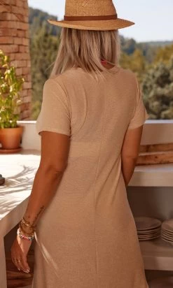 Robe Magda Doré Irisé -Robe Belle Soldes 7cf08854 5856 4c98 8f17 5d8cb2353b19 facetune 24 07 2023 12 26 15