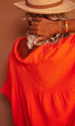 Petite Robe Chemise Sherine Oversize Orange -Robe Belle Soldes b97b7e19 ddba 40ac 99f8 b24cfad42754 facetune 17 07 2023 10 45 10