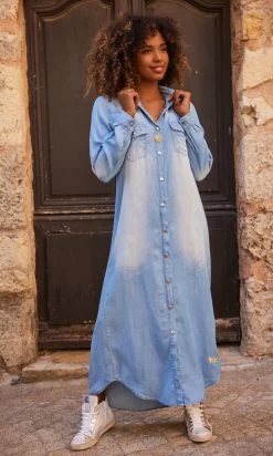 Robe Cameron Jean's Used Denim -Robe Belle Soldes facetune 05 10 2023 10 21 44