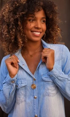 Robe Cameron Jean's Used Denim -Robe Belle Soldes facetune 05 10 2023 10 23 07