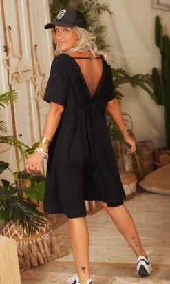 Petite Robe Leyva Ultra-Light Noir -Robe Belle Soldes facetune 07 03 2023 09 38 19