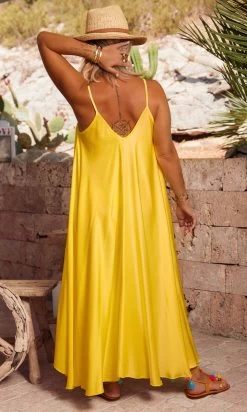 Robe Kimy Jaune -Robe Belle Soldes facetune 08 08 2023 14 12 32