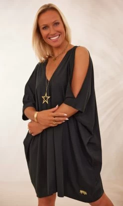 Petite Robe Orlane Ultra-Light Noir -Robe Belle Soldes facetune 09 02 2024 10 08 36 1