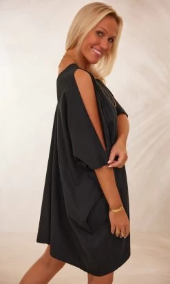 Petite Robe Orlane Ultra-Light Noir -Robe Belle Soldes facetune 09 02 2024 10 39 56 1