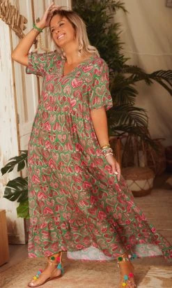 Robe Irina MC Vert Brésil Lovely Corazon Rose -Robe Belle Soldes facetune 10 03 2023 11 16 25