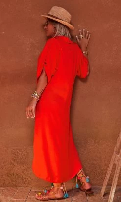 Robe Valène Satin Orange -Robe Belle Soldes facetune 10 07 2023 14 35 17