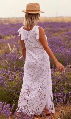 Robe Shannah Dentelle Blanc -Robe Belle Soldes facetune 14 07 2023 14 33 51