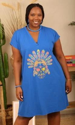 Petite Robe Isadora Bleu Electrique Pluma Skull Multicolor -Robe Belle Soldes facetune 17 05 2023 12 18 26