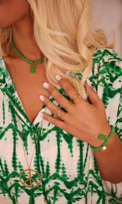 Petite Robe Chemise Sherine Oversize Vert Kasaï -Robe Belle Soldes facetune 18 08 2023 12 19 02