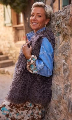 Robe Titaïna Chocolat Dye Color Turquoise 15 Robe Titaïna Chocolat Dye Color Turquoise -Robe Belle Soldes facetune 19 10 2023 15 15 51