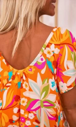 Petite Robe Tess Orange Bird Of Paradise -Robe Belle Soldes facetune 22 02 2024 14 39 59 1