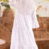 Robe Lonaïs Broderie Blanc -Robe Belle Soldes facetune 22 06 2023 15 07 51