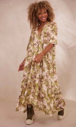 Robe Talya Vert Anis Flower Bloom -Robe Belle Soldes facetune 22 10 2023 16 28 14