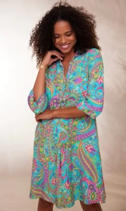 Petite Robe Joyce Vert Turquoise Cachemire Flower -Robe Belle Soldes facetune 23 01 2024 12 34 08