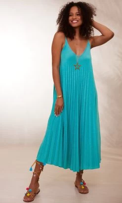 Robe Marlia Vert Turquoise Irisé -Robe Belle Soldes facetune 23 01 2024 14 16 34 1