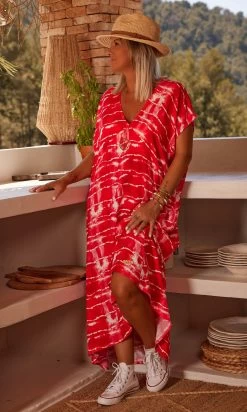 Robe Izabella Tie & Dye Lines Rouge -Robe Belle Soldes facetune 24 07 2023 12 49 59