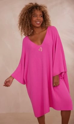 Petite Robe Pull Léon Oversize Rose -Robe Belle Soldes facetune 24 10 2023 10 10 49