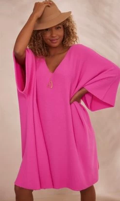 Petite Robe Pull Léon Oversize Rose -Robe Belle Soldes facetune 24 10 2023 10 35 24