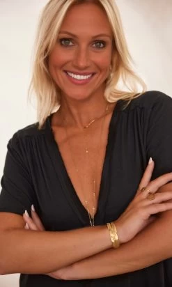 Robe Talya MC Ultra-Light Noir -Robe Belle Soldes facetune 29 01 2024 09 53 32