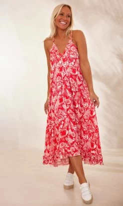 Robe Sakina Satin Royal Flower Rouge -Robe Belle Soldes facetune 30 01 2024 10 49 34