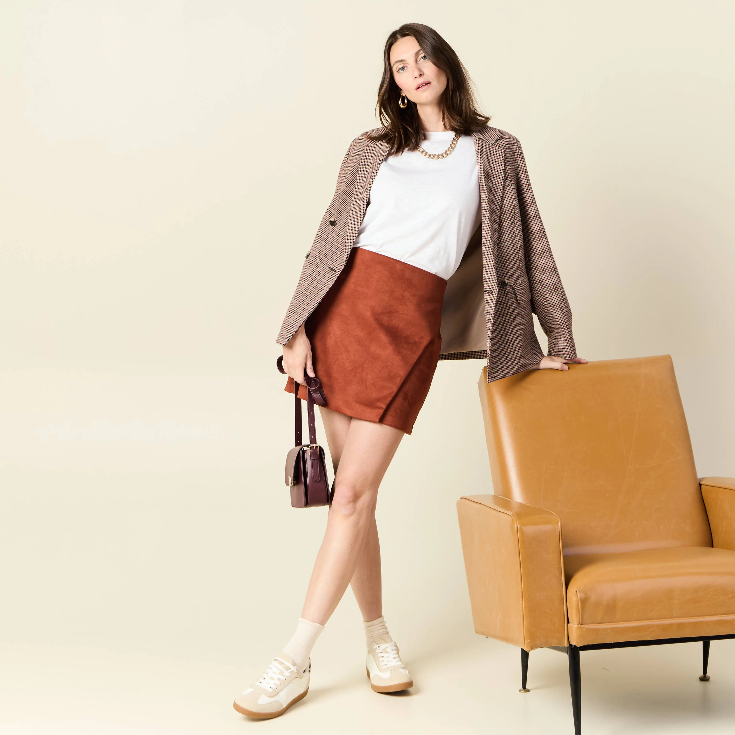 Robe Belle Soldes -Robe Belle Soldes jupe droite suedine marron cognac femme vue5 36125242911013484